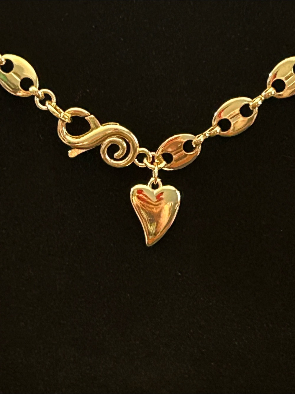 Golden Heart Pendant Chain Link Necklace with Toggle Clasp 18 inches